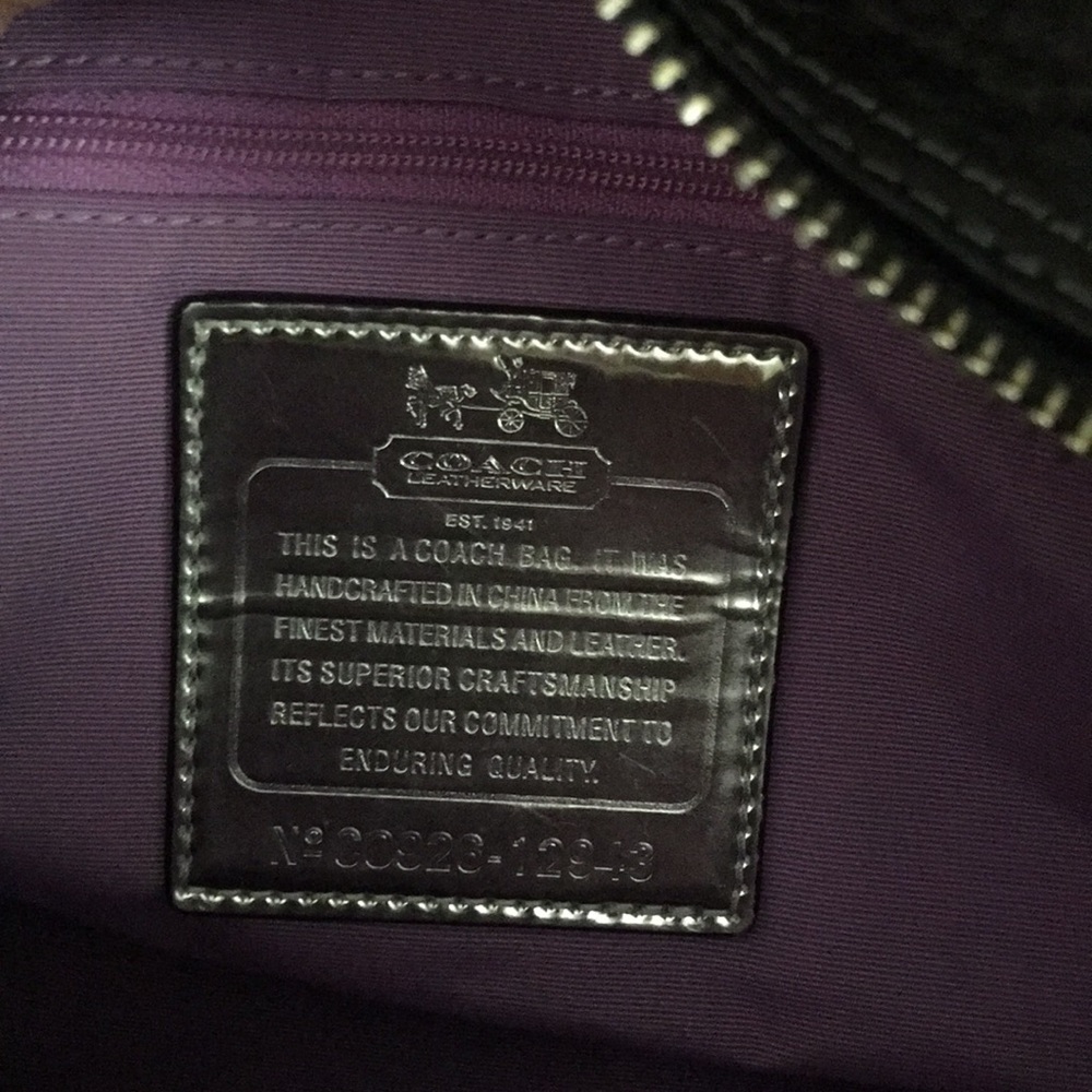 Coach satchel like new condition - Picture 7 of 8